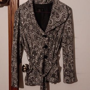 Woman's size large Preswick & Moore black and white blazer